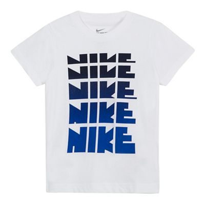 Nike Boys' white 'Nike' ombre print t-shirt